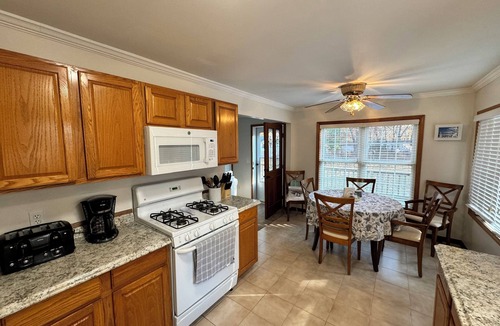 Caseville House | Amazing 2-bedroom house only 0.25 Miles from the beach