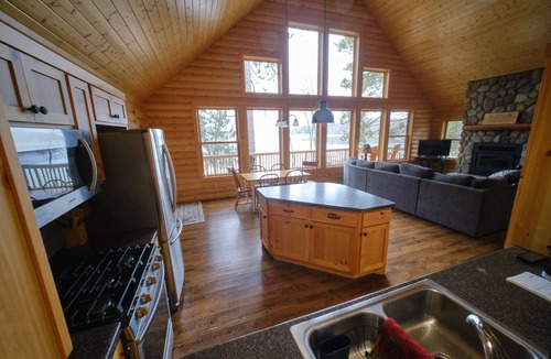 Outing Cabin | Amazing Cabin on Washburn Lake. Family friendly, gorgeous views, and fun for all