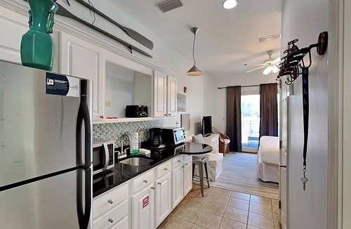Rosemary Beach Condo | Amazing Getaway with Community Pool - Moments from the Beach!