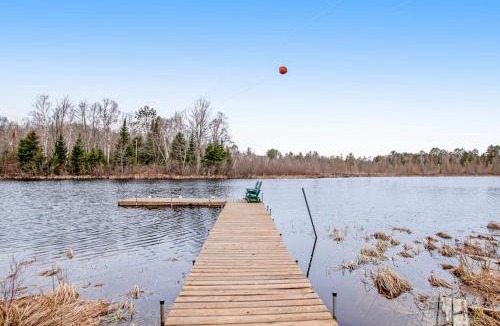 Lac du Flambeau House | Amber Lake Retreat