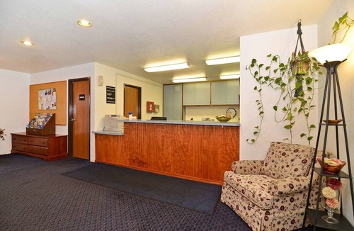 Sault Ste. Marie Hotel | Americas Best Value Inn Sault Ste. Marie