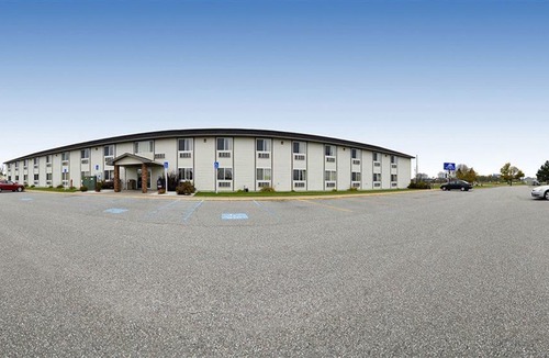 Sault Ste. Marie Hotel | Americas Best Value Inn Sault Ste. Marie