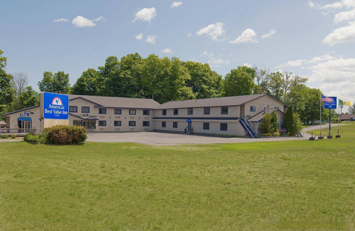 Harvey Hotel | Americas Best Value Inn Marquette