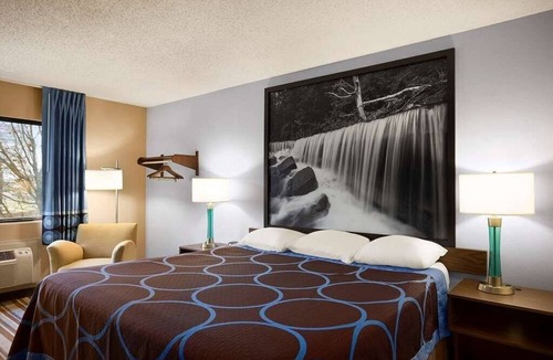 Pittsburg Hotel | Americas Best Value Inn Pittsburg