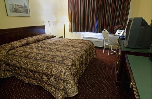 Foxboro Hotel | Americas Best Value Inn Foxboro