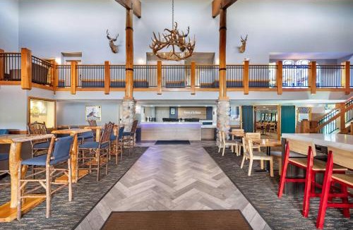Wisconsin Dells Hotel | AmericInn by Wyndham Wisconsin Dells