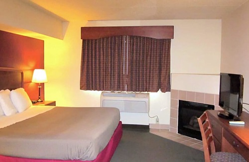 Appleton Hotel | AmericInn by Wyndham Appleton
