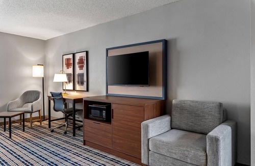 Crookston Hotel | AmericInn by Wyndham Crookston U of M Crookston
