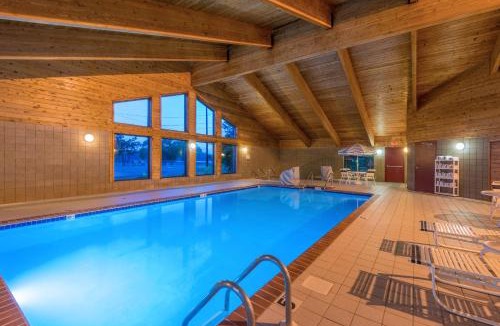 Minocqua Hotel | AmericInn by Wyndham Minocqua