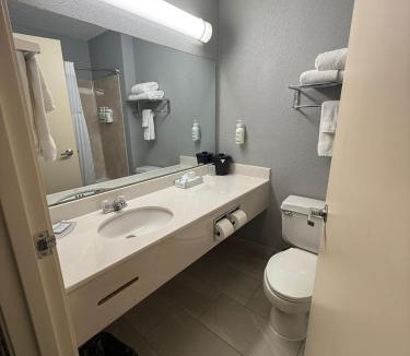 Minot Hotel | AmericInn by Wyndham Minot