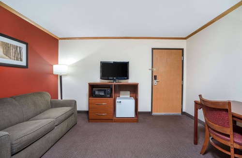 Park Rapids Hotel | AmericInn by Wyndham Park Rapids
