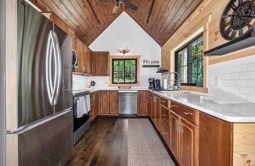St Germain House | An Adventure Awaits - Stepaway Vacation Rentals