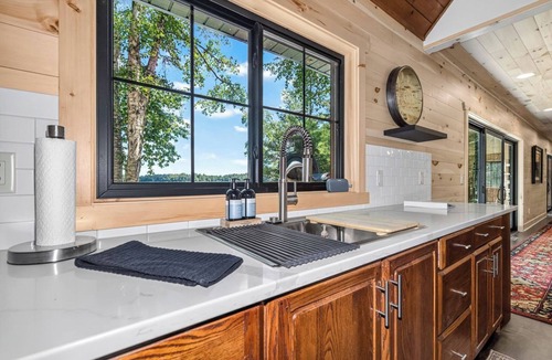St Germain House | An Adventure Awaits - Stepaway Vacation Rentals
