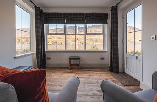 Dornie Cottage | An Dobhran - UKC5752
