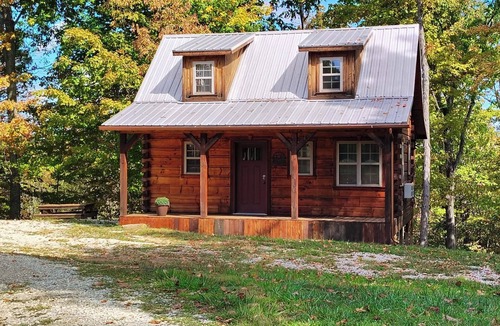 Fort Gay Cabin | An Outdoor Luxury Cabin Adventure "The Hampton"Amish-Built Log Cabin