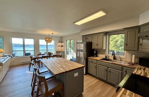 Drummond House | Anchorwood Cabin on Drummond Island