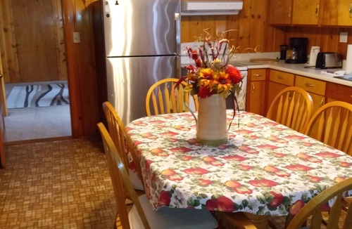 St. Helen House | Angela's cottage two blocks from Lake St. Helen