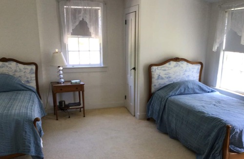 Osterville Cottage | Antique elegance in Osterville