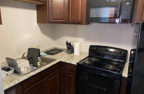 Milwaukee Apartment | Apartment in West Allis