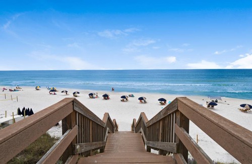 Seagrove Beach Apartment | Apartment ∙ 1 bedroom ∙ 6 guests