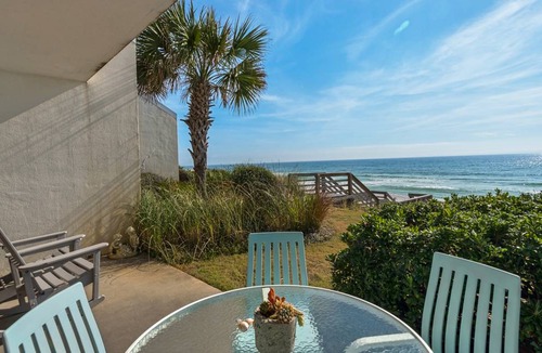 Seagrove Beach Apartment | Apartment ∙ 1 bedroom ∙ 4 guests
