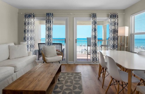 Seagrove Beach Apartment | Apartment ∙ 1 bedroom ∙ 6 guests