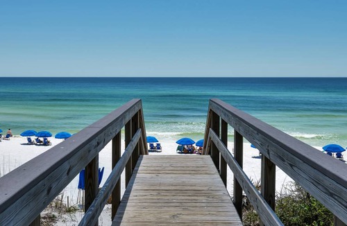 Seagrove Beach Apartment | Apartment ∙ 3 bedrooms ∙ 8 guests