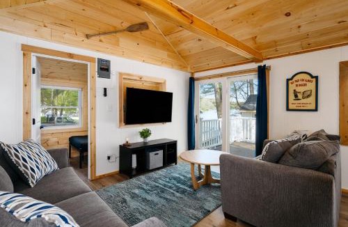 Mayfield House | Arbutus Lakeview-Fishing-Pet Friendly-Near TC!