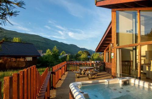 Ardgartan Resort | Ardgartan Argyll Cabins - Forest Holidays