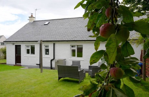 Oban Cottage | Ardview Cottage in Dunbeg