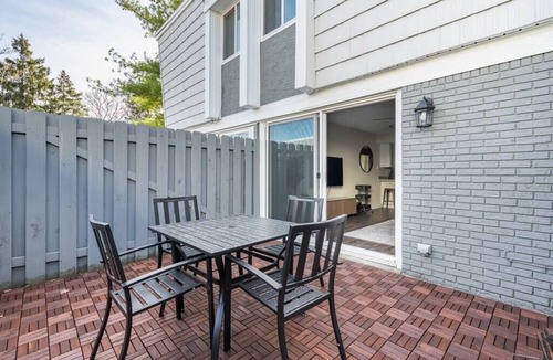 Downtown Columbus House | Arena District Apartment close to Convention Centr