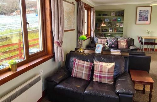 Gruline House | Arle Lodge