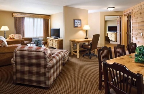 Baxter Hotel | Arrowwood Lodge At Brainerd Lakes