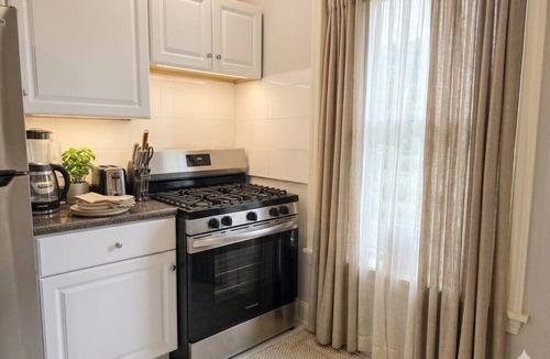 Buffalo Apartment | Artistic Comfort In Town