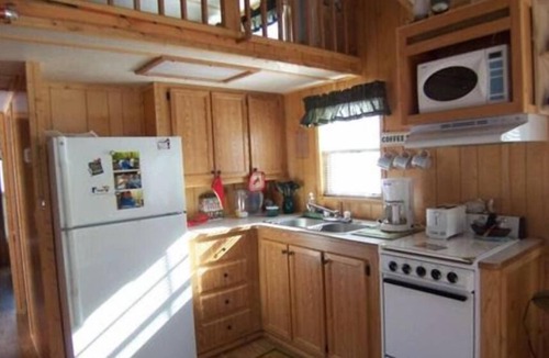 Naples Cabin | Assoc beach, Lakes, Naples Causeway, restaurants, shops, boat- jet ski rentals.