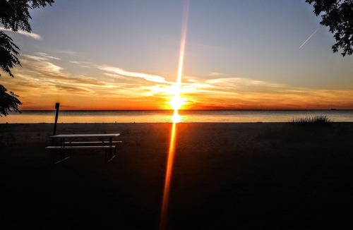 Lakeport House | At Lake Huron Shore Sunrise View entire family Home with Beach