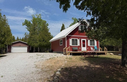 Drummond Island House | At the Trails on Drummond Island