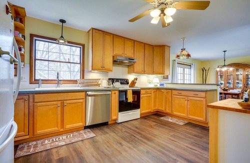 Athens House | Athens Vacation Rental - 6 Mi to Ohio University!