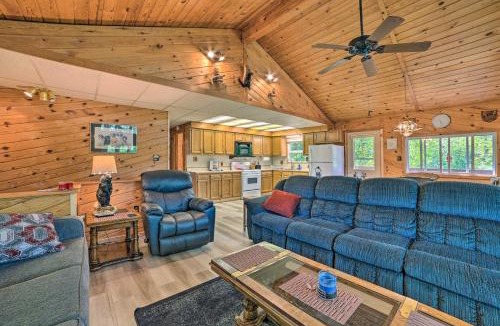 Atlanta House | Atlanta Waterfront Cabin w/Dock & Kayaks!
