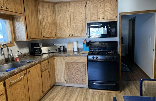 Lakewood House | ATV/UTV, Snowmobiles - easy trail access right in town