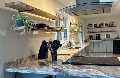 Matunuck House | Aunt Edna's