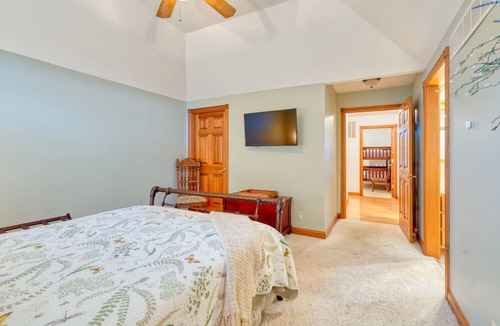Flora House | Authentic Farm-Stay Experience!