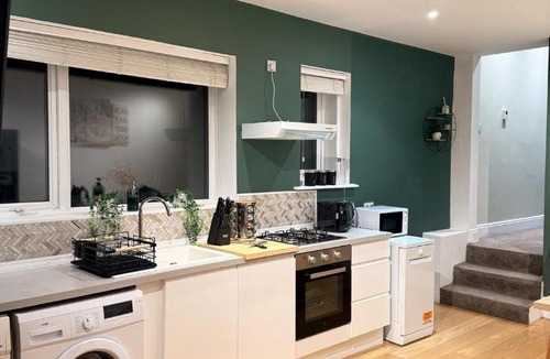 Jesmond Apartment | Autumn’s Retreat