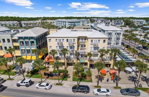 Gulf Place Apartment | AviaVista | Gulf Views | Private Beach Access