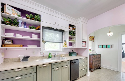 Lebanon House | Baby Grand on Main' Lebanon Home w/Game Room!