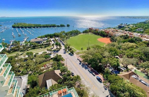 Coconut Grove Condo | Balcony Ocean Views | Pool, Gym, Wi-Fi & Parking