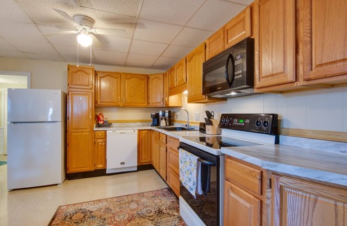 Mayville Condo | Balcony + Scenic Views: Chautauqua Lake Retreat