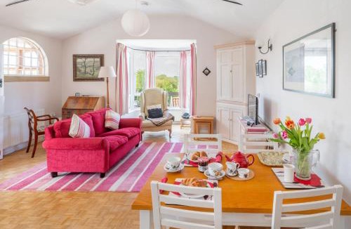 Beccles House | Ballygate Stable