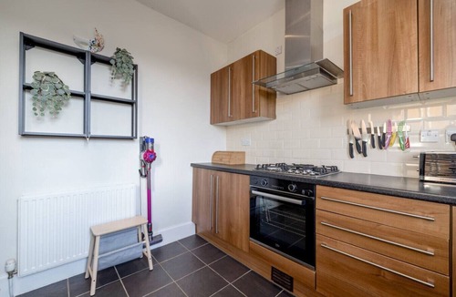 Longcroft House | Barnton Grove Getaway
