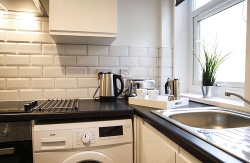 Paisley House | Baron Road Apartment